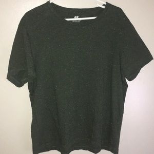 H&M’s Crewneck t-shirt